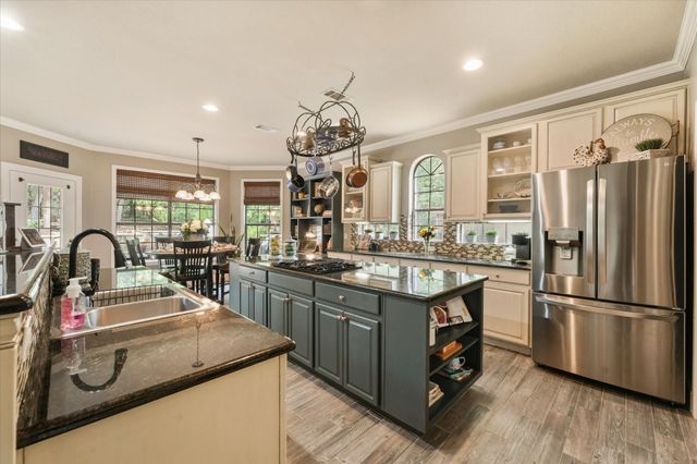 3604 Post Oak Trail, Corinth, TX 76210