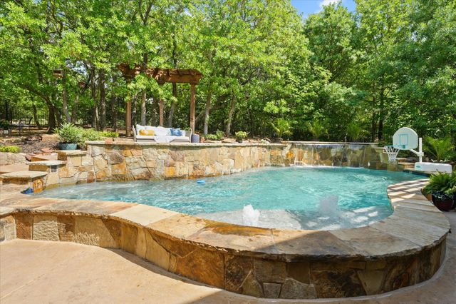 3604 Post Oak Trail, Corinth, TX 76210