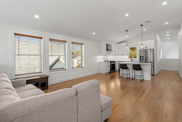 43-45 Wellington St 3, Waltham, MA 02451