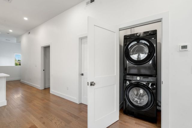 43-45 Wellington St 3, Waltham, MA 02451