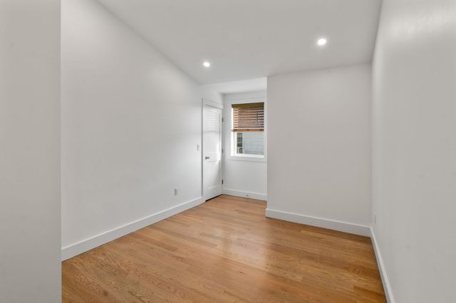 43-45 Wellington St 3, Waltham, MA 02451