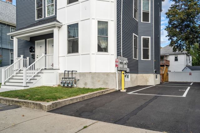 43-45 Wellington St 3, Waltham, MA 02451
