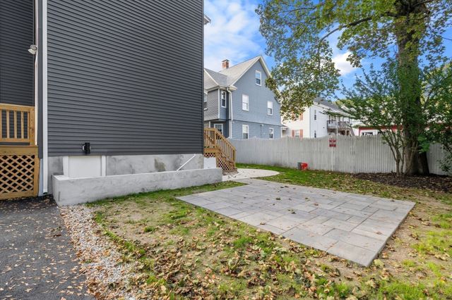 43-45 Wellington St 3, Waltham, MA 02451