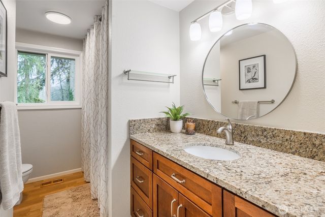 25650 44th Avenue S, Kent, WA 98032