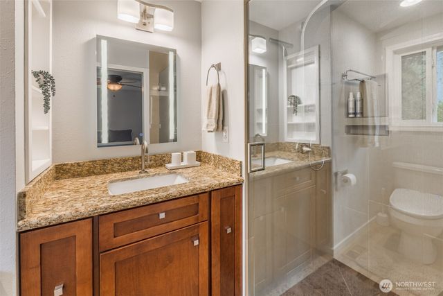 25650 44th Avenue S, Kent, WA 98032