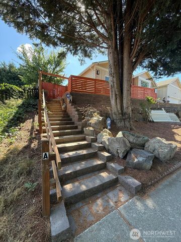 4012 122nd Avenue SE, Bellevue, WA 98006
