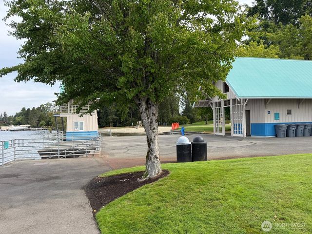 4012 122nd Avenue SE, Bellevue, WA 98006