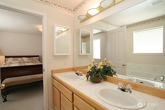 4012 122nd Avenue SE, Bellevue, WA 98006