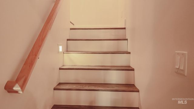 334 E Burney Glen Dr, Meridian, ID 83646