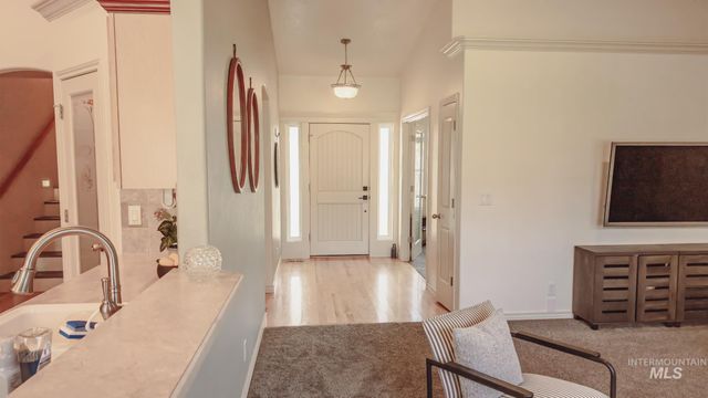 334 E Burney Glen Dr, Meridian, ID 83646