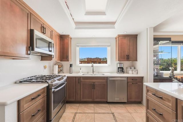 2668 Sugarpine Ln, Fallbrook, CA 92028