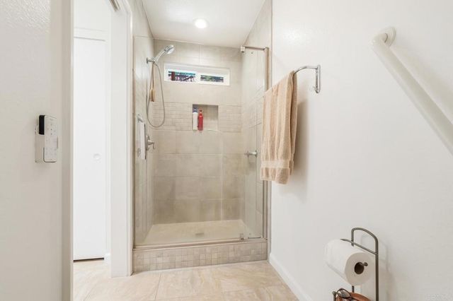 2668 Sugarpine Ln, Fallbrook, CA 92028