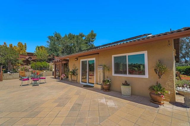 2668 Sugarpine Ln, Fallbrook, CA 92028