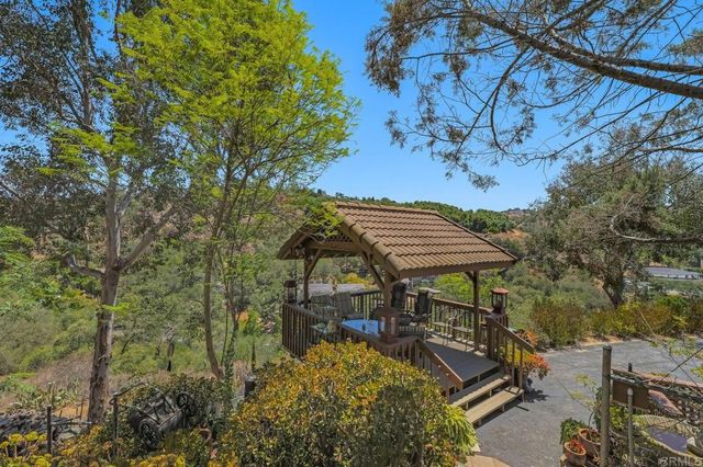 2668 Sugarpine Ln, Fallbrook, CA 92028