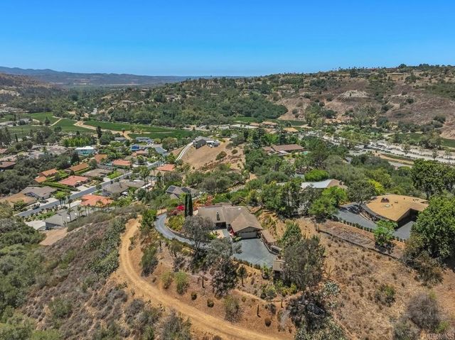 2668 Sugarpine Ln, Fallbrook, CA 92028