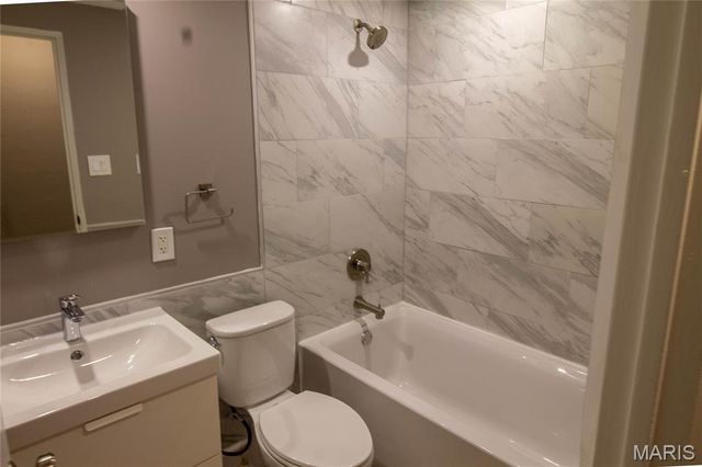5349 Arsenal 5, St Louis, MO 63139