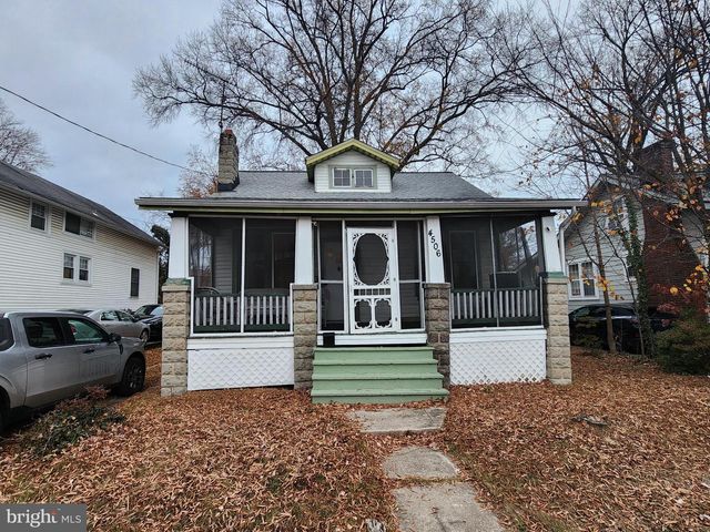 4506 HARTWICK RD, College Park, MD 20740