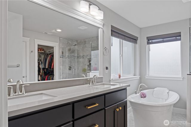 7401 174th St Ct E, Puyallup, WA 98375