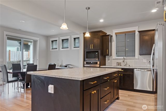 7401 174th St Ct E, Puyallup, WA 98375