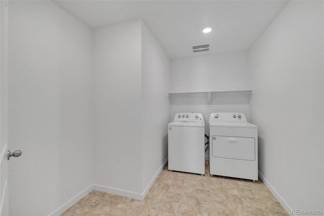 212 S Uriah Street, Aurora, CO 80018