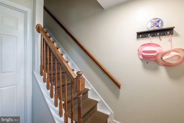 26 HIGHLAND CT, Reinholds, PA 17569