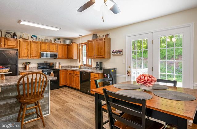 26 HIGHLAND CT, Reinholds, PA 17569