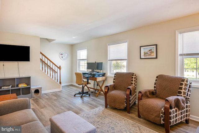 26 HIGHLAND CT, Reinholds, PA 17569