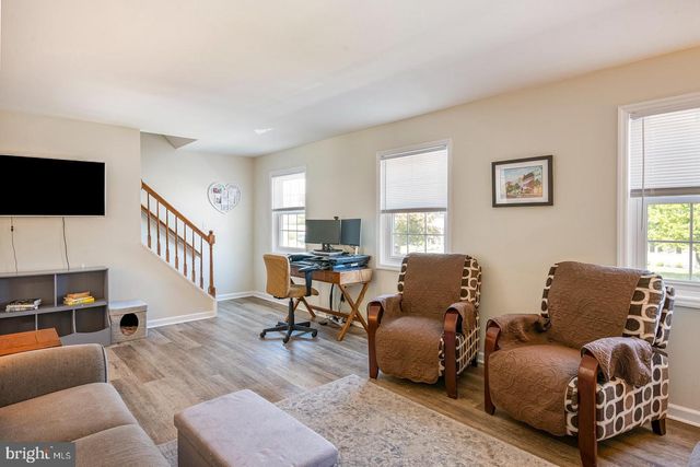 26 HIGHLAND CT, Reinholds, PA 17569