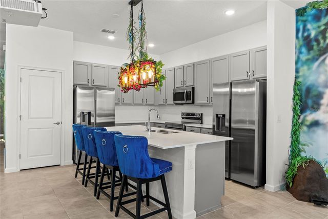 5893 HIGH SEAS DRIVE, Orlando, FL 32821