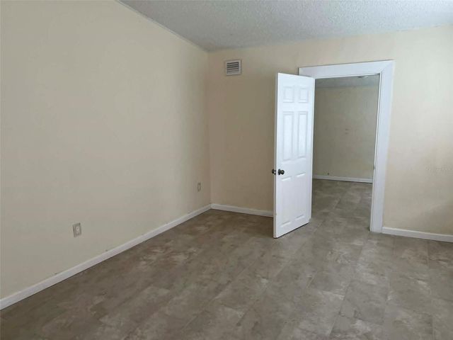 682 WALKUP DRIVE, Orlando, FL 32808