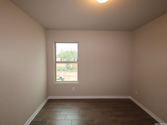 121 Greeley Drive, Floresville, TX 78114