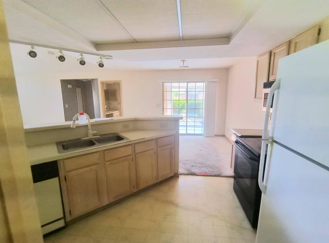 3577 Hunters Crossing Drive, Grove City, OH 43123