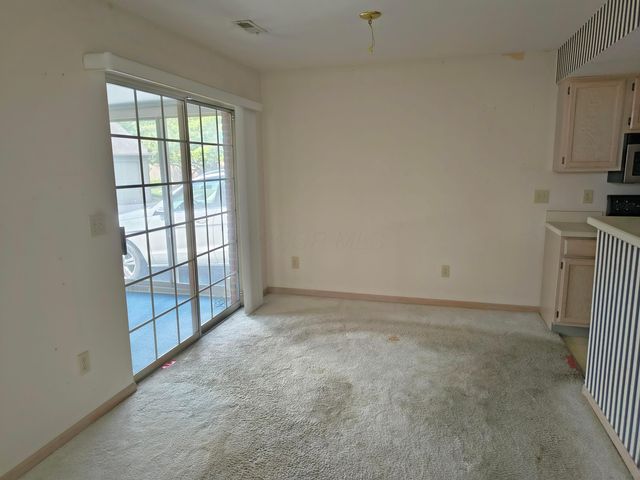 3577 Hunters Crossing Drive, Grove City, OH 43123