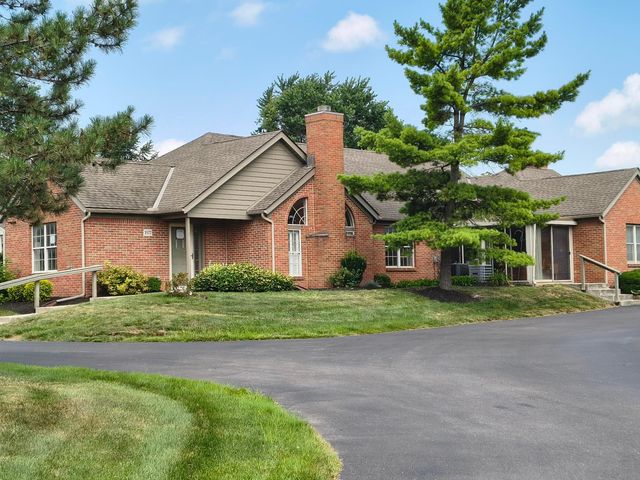3577 Hunters Crossing Drive, Grove City, OH 43123