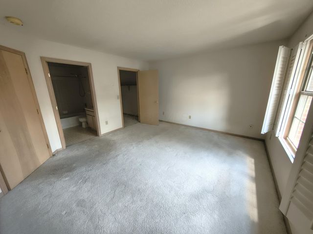 3577 Hunters Crossing Drive, Grove City, OH 43123