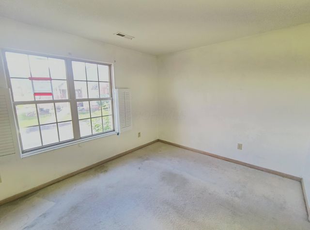 3577 Hunters Crossing Drive, Grove City, OH 43123
