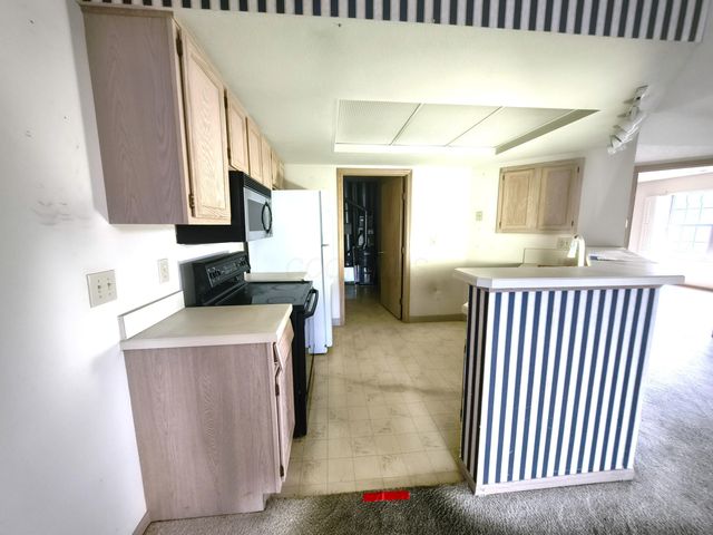 3577 Hunters Crossing Drive, Grove City, OH 43123