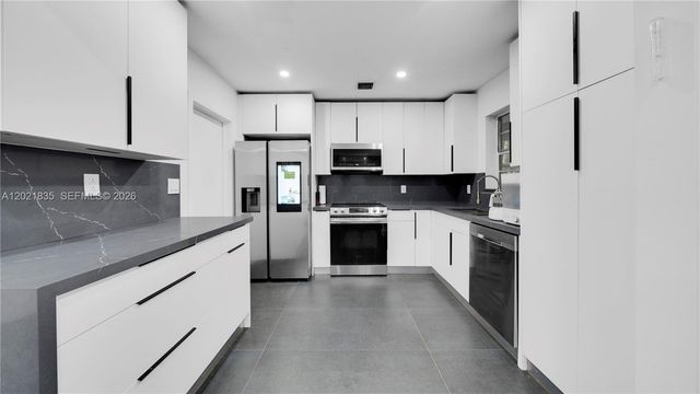 603 N 32nd Ave, Hollywood, FL 33021