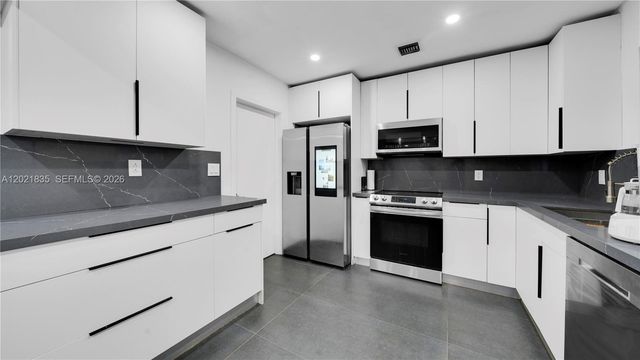 603 N 32nd Ave, Hollywood, FL 33021