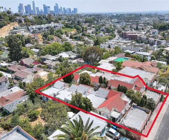 1752 1746 Lucretia Avenue, Los Angeles, CA 90026
