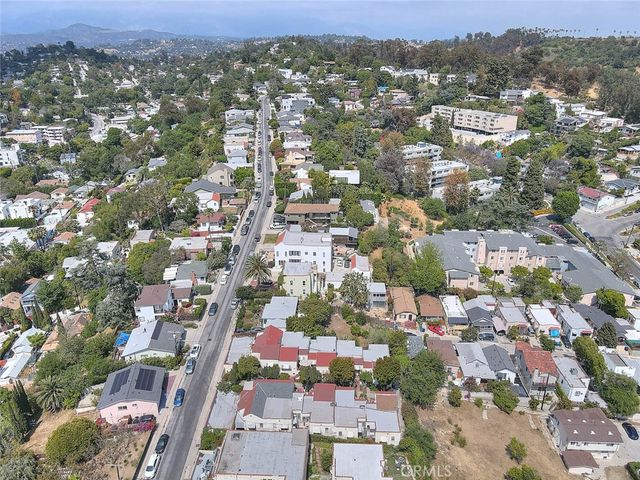 1752 1746 Lucretia Avenue, Los Angeles, CA 90026