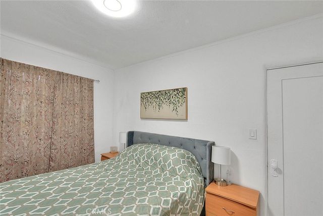 1752 1746 Lucretia Avenue, Los Angeles, CA 90026