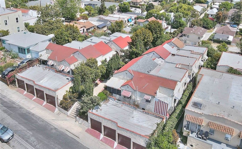 1752 1746 Lucretia Avenue, Los Angeles, CA 90026