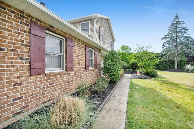 3396 Darien Road, Bethlehem City, PA 18020