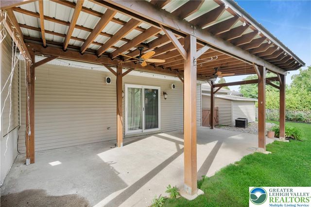 3396 Darien Road, Bethlehem City, PA 18020