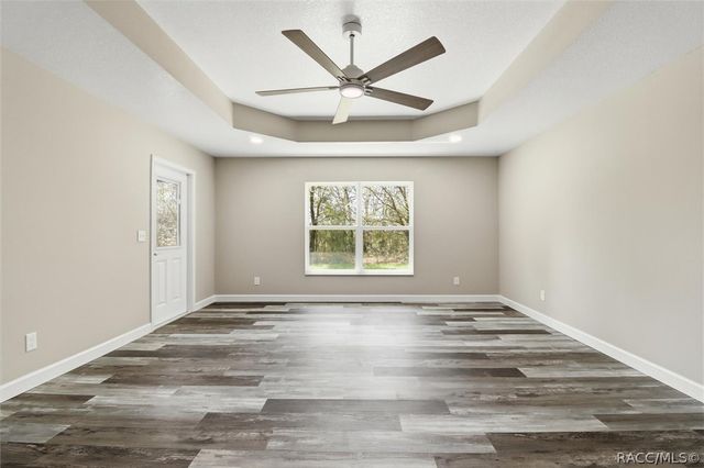 341 E McFaddin Place, Dunnellon, FL 34434