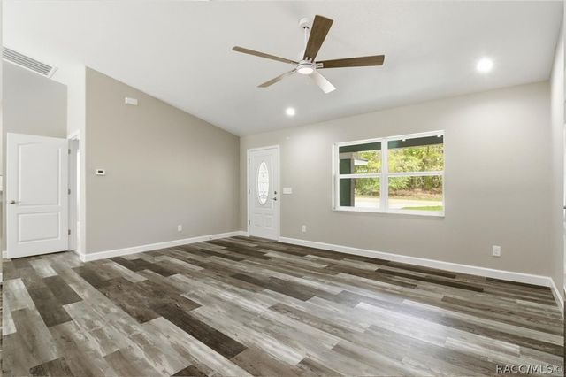 341 E McFaddin Place, Dunnellon, FL 34434