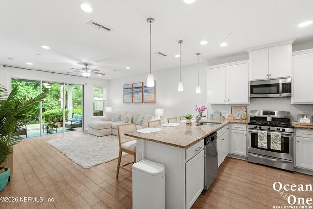 71 CANARY PALM Court, Ponte Vedra, FL 32081