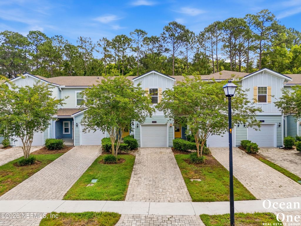 71 CANARY PALM Court, Ponte Vedra, FL 32081