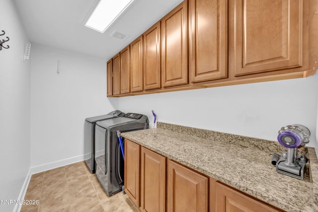 2531 Ivory Ann Drive, Sparks, NV 89436